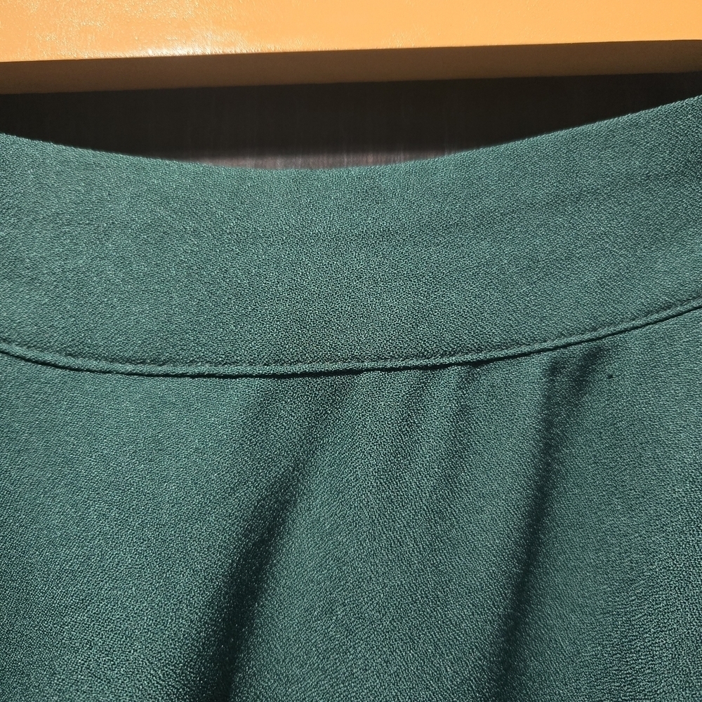 SHEIN Classic Green Midi Skirt Office Casual Zipper Size Large - Picture 4 of 6